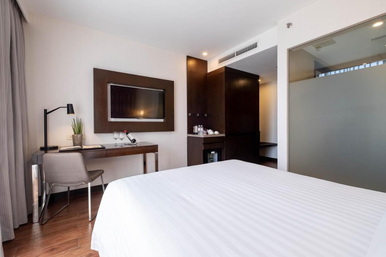 Wynwood Hotel - Multiple Use Hotel Pasig City Buitenkant foto